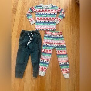 Hannah Anderson organic Love Multicolor Patterned Pajama Set